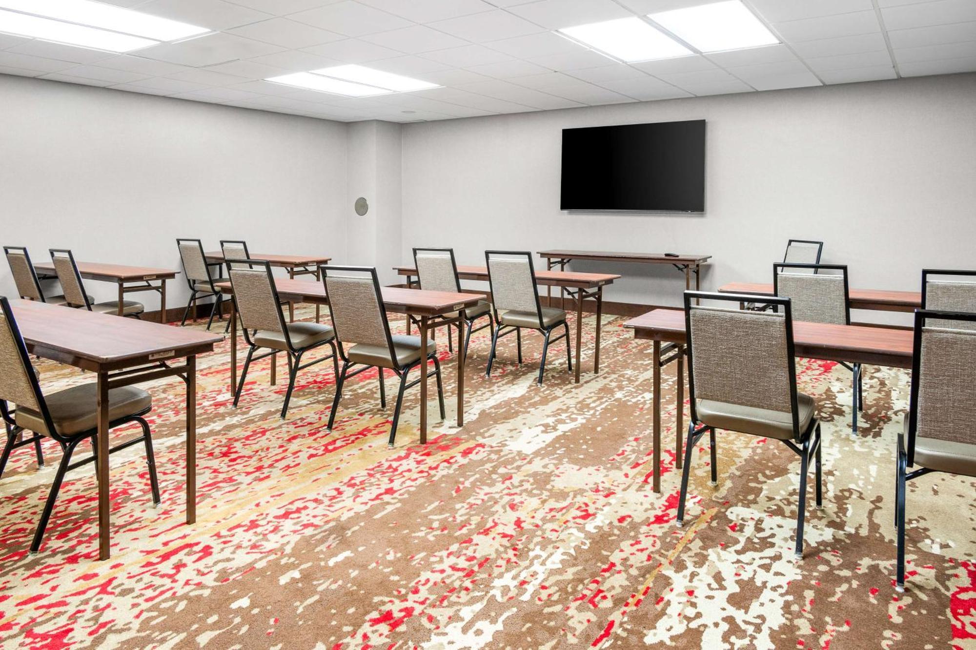 Hampton Inn Grand Rapids/North Walker Zewnętrze zdjęcie